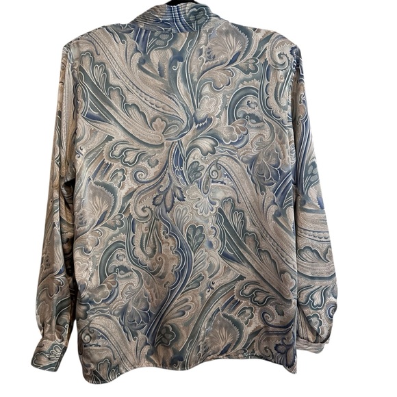 ALFRED DUNNER LONG SLEEVE BUTTON UP TOP SIZE 12 SILKY TEXTURE Blue Paisley - Picture 5 of 5